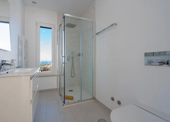 And Friends With Ocean View * Lourinha (Lisbon)